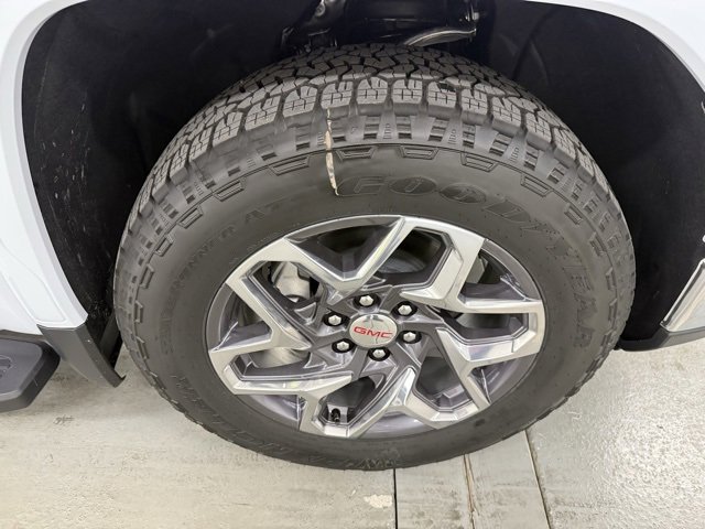 2026 Gmc Sierra 1500 SLT photo 4