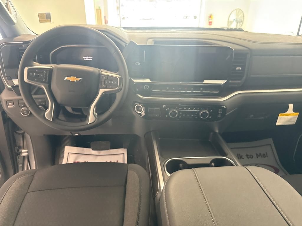 2026 Chevrolet Silverado 3500 HD LT - Photo 14