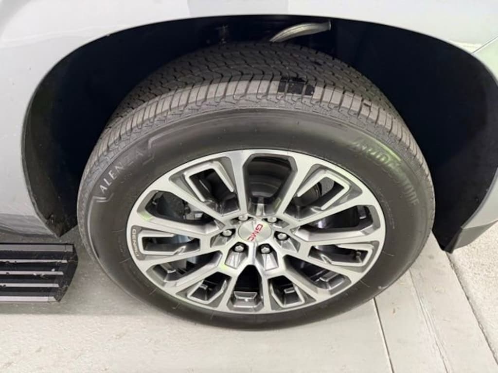 New 2026 GMC Yukon Denali SUV