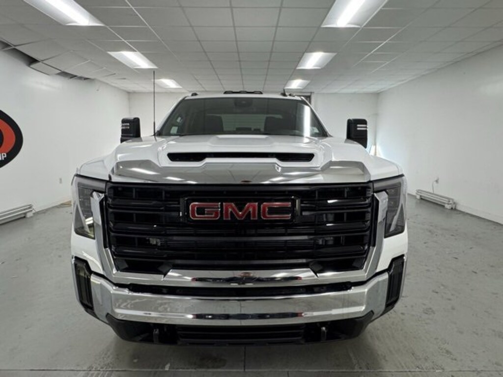 New 2026 GMC Sierra 3500 HD Chassis Cab Pro Truck