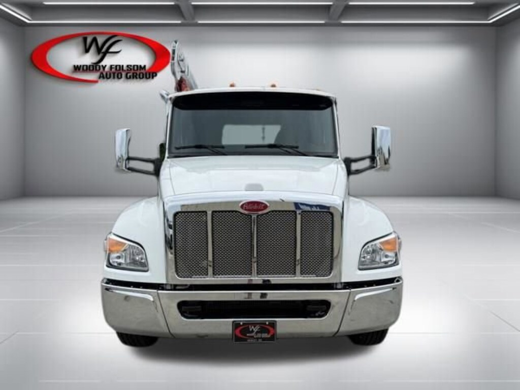 Used 2025 Peterbilt 536 Service Truck