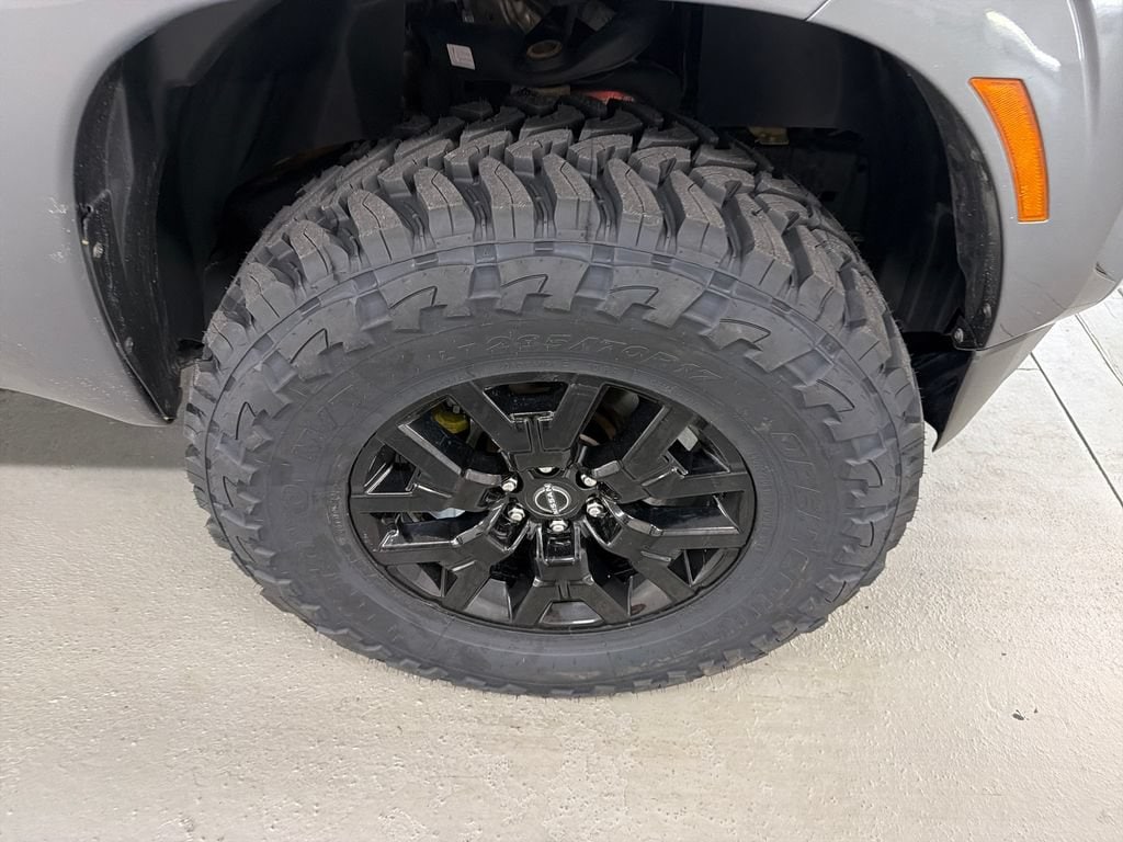Used 2023 Nissan Frontier SV Truck Crew Cab