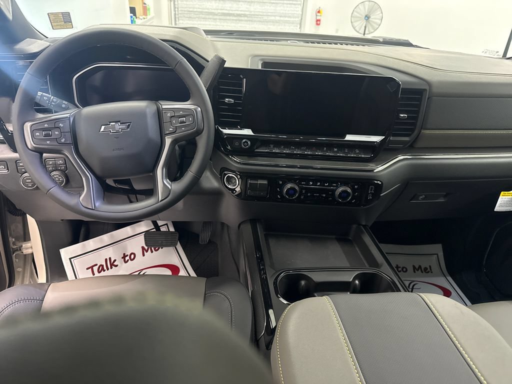 2026 Chevrolet Silverado 2500 HD ZR2 - Photo 14