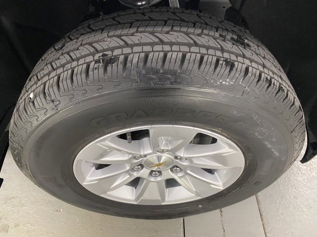 2025 Chevrolet Silverado 1500 photo 4