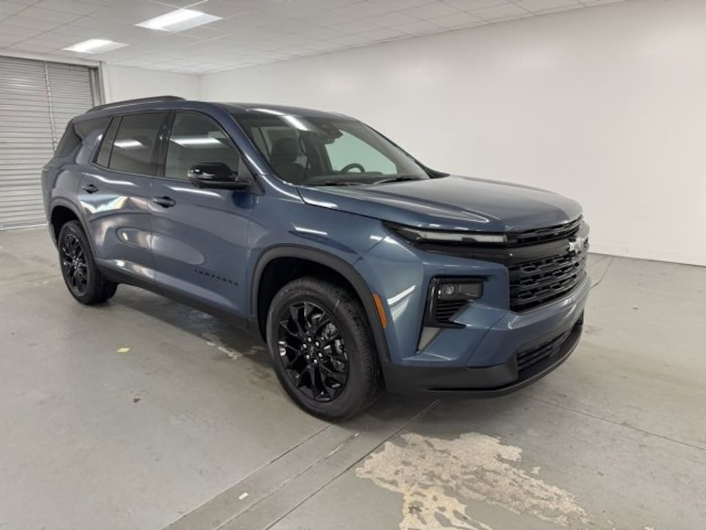 New 2026 Chevrolet Traverse LT SUV