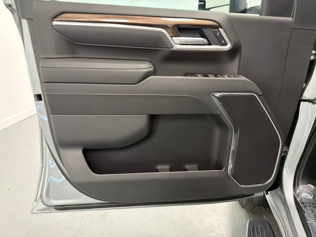 2026 Chevrolet Silverado 2500 HD LT - Photo 11