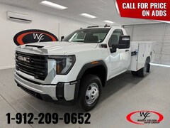 2026 GMC Sierra 3500 HD Chassis Cab Pro Truck