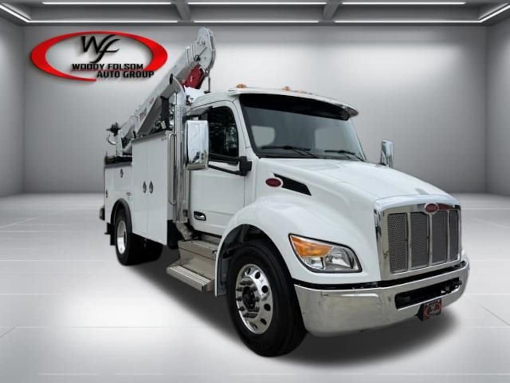 Used 2025 Peterbilt 536 Service Truck