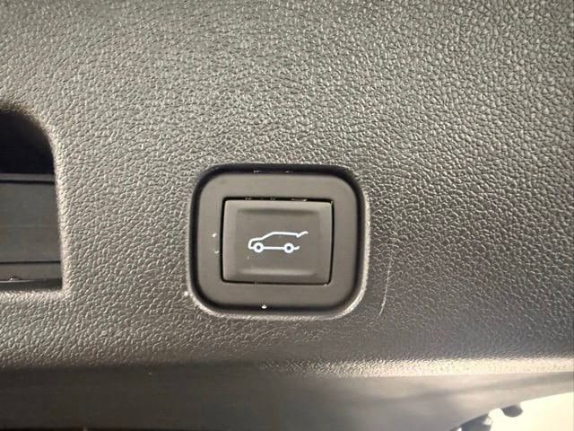 2026 Chevrolet Traverse LT - Photo 9