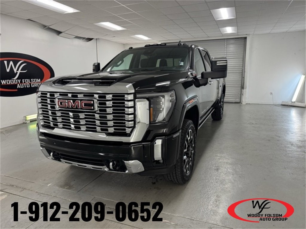 2025 GMC Sierra 2500HD Denali's photo