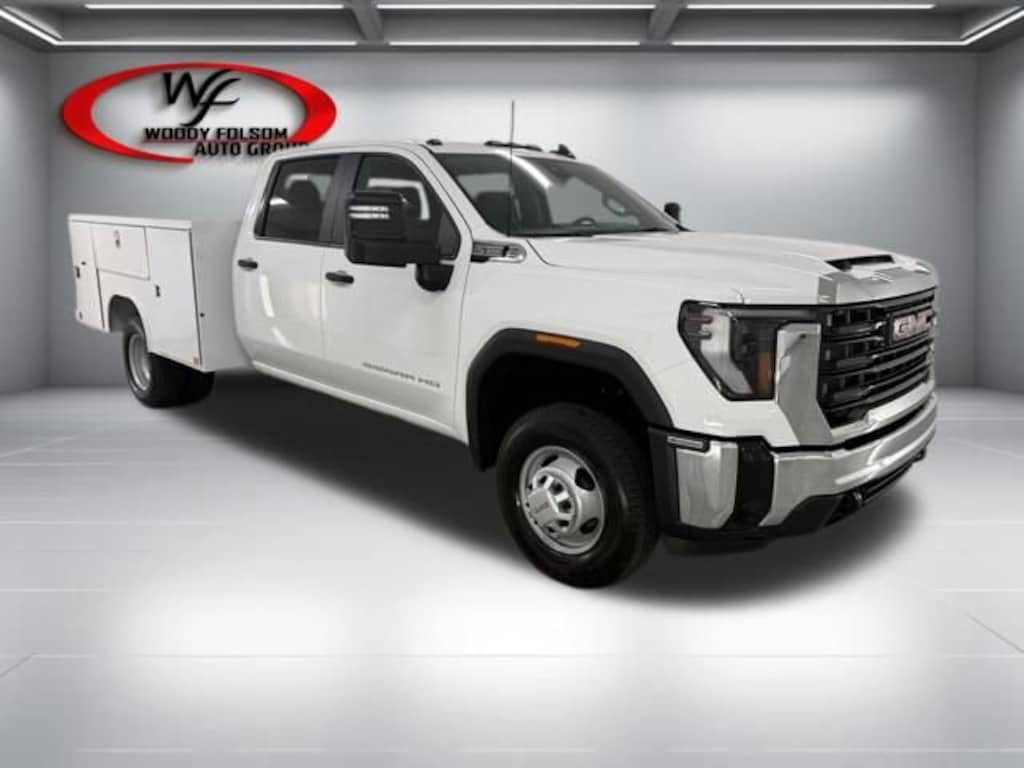 New 2025 GMC Sierra 3500 HD Chassis Cab Pro Truck