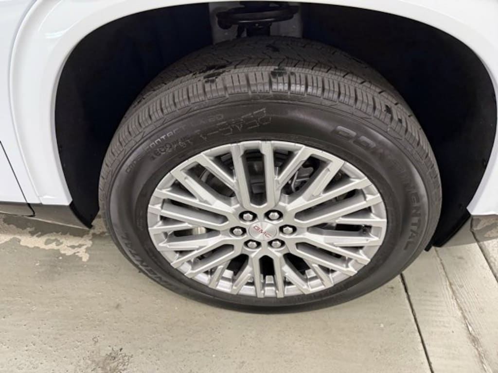 New 2026 GMC Acadia Denali SUV