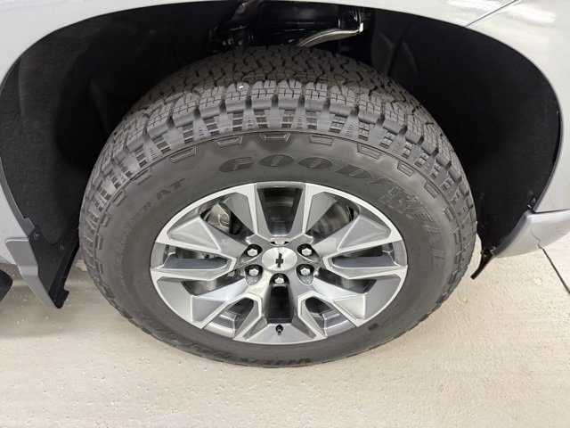 2026 Chevrolet Silverado 1500 RST photo 4