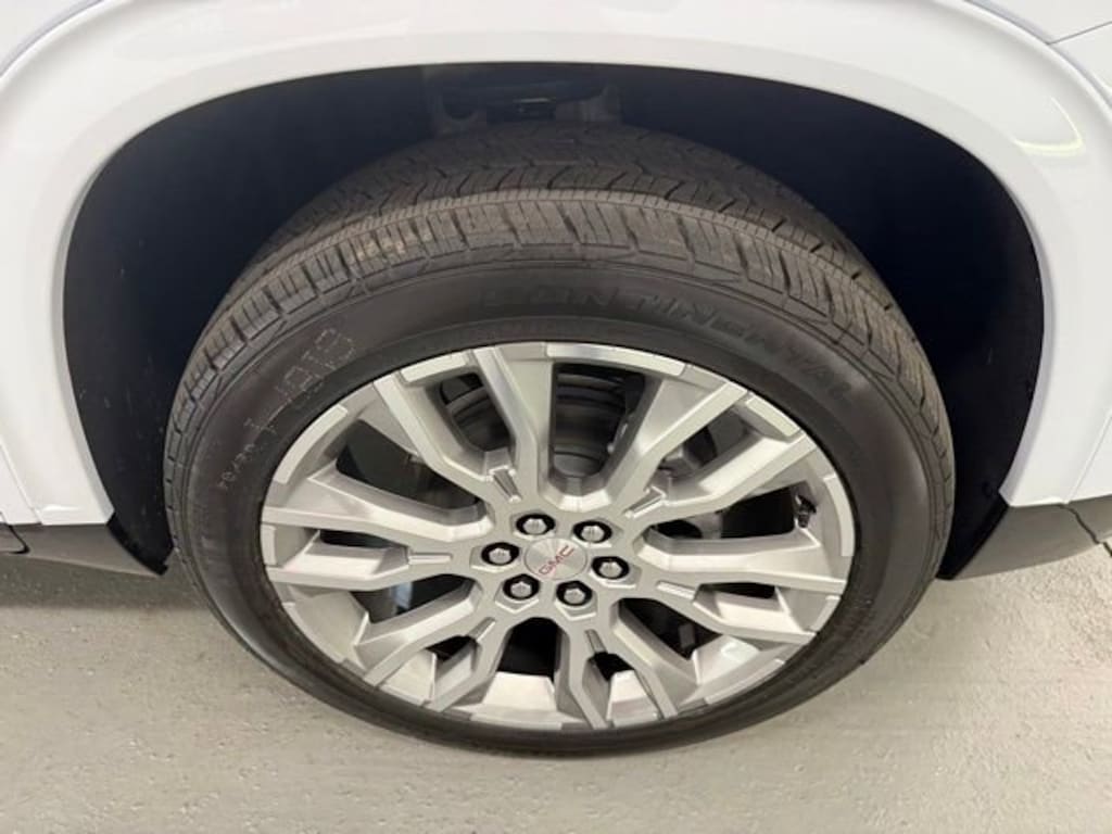 New 2026 GMC Acadia Denali SUV