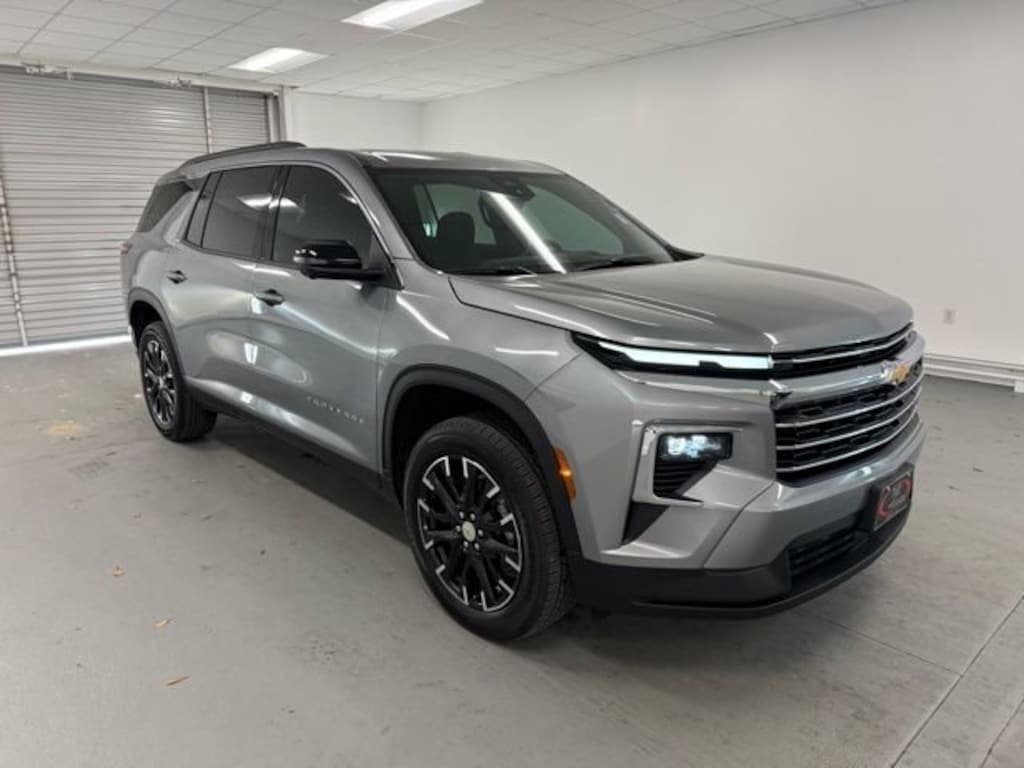 New 2026 Chevrolet Traverse LT SUV