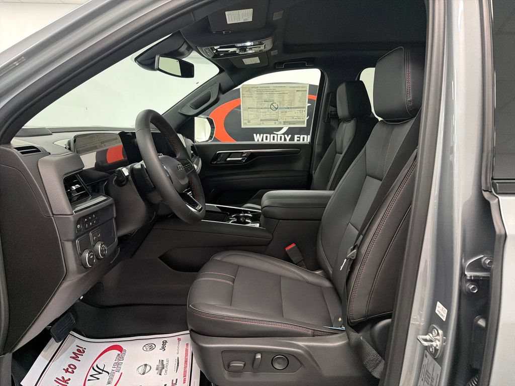 2026 Chevrolet Suburban RST - Photo 9