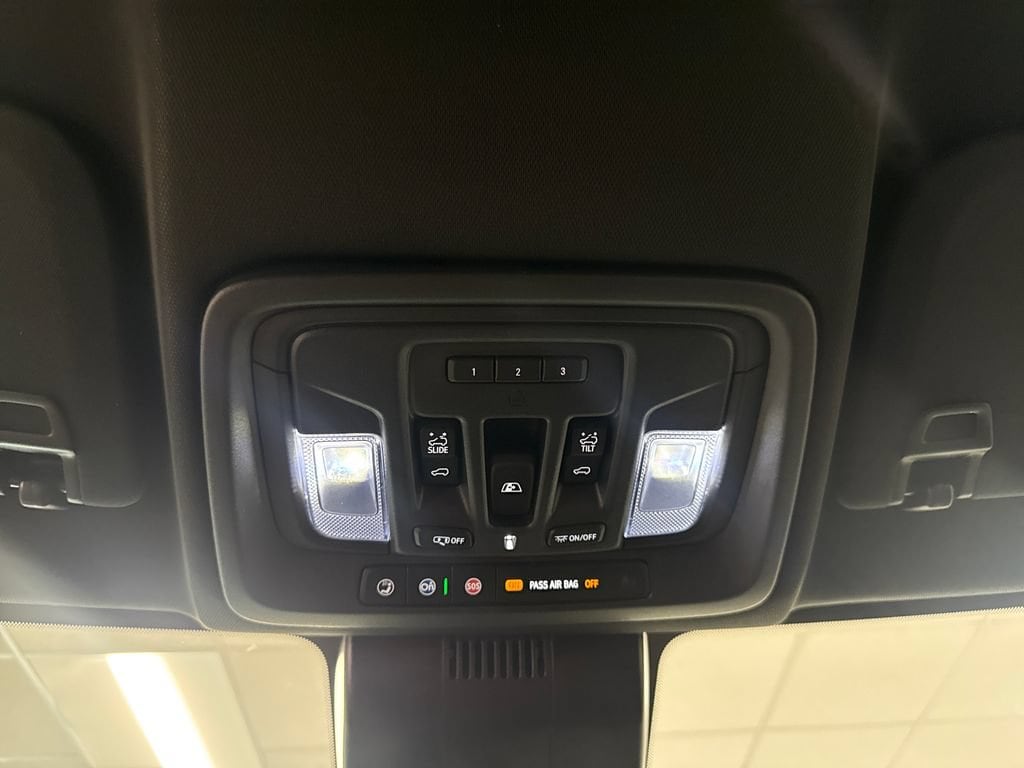 2026 Chevrolet Silverado 2500 HD ZR2 - Photo 16