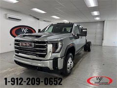 2026 GMC Sierra 3500 HD Chassis Cab SLE Truck