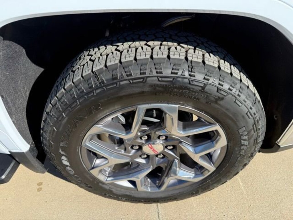 New 2026 GMC Sierra 1500 SLT Truck