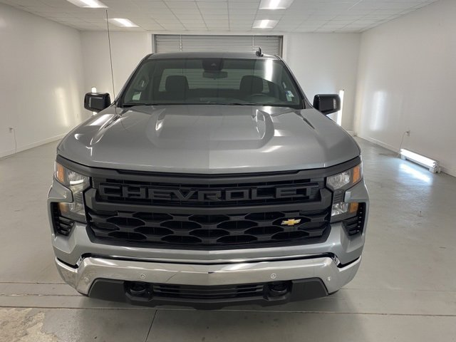 2025 Chevrolet Silverado 1500 photo 2