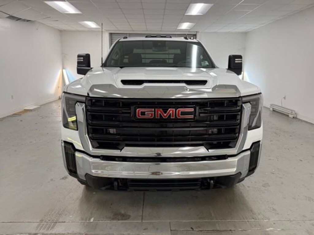 New 2026 GMC Sierra 3500 HD Chassis Cab Pro Truck