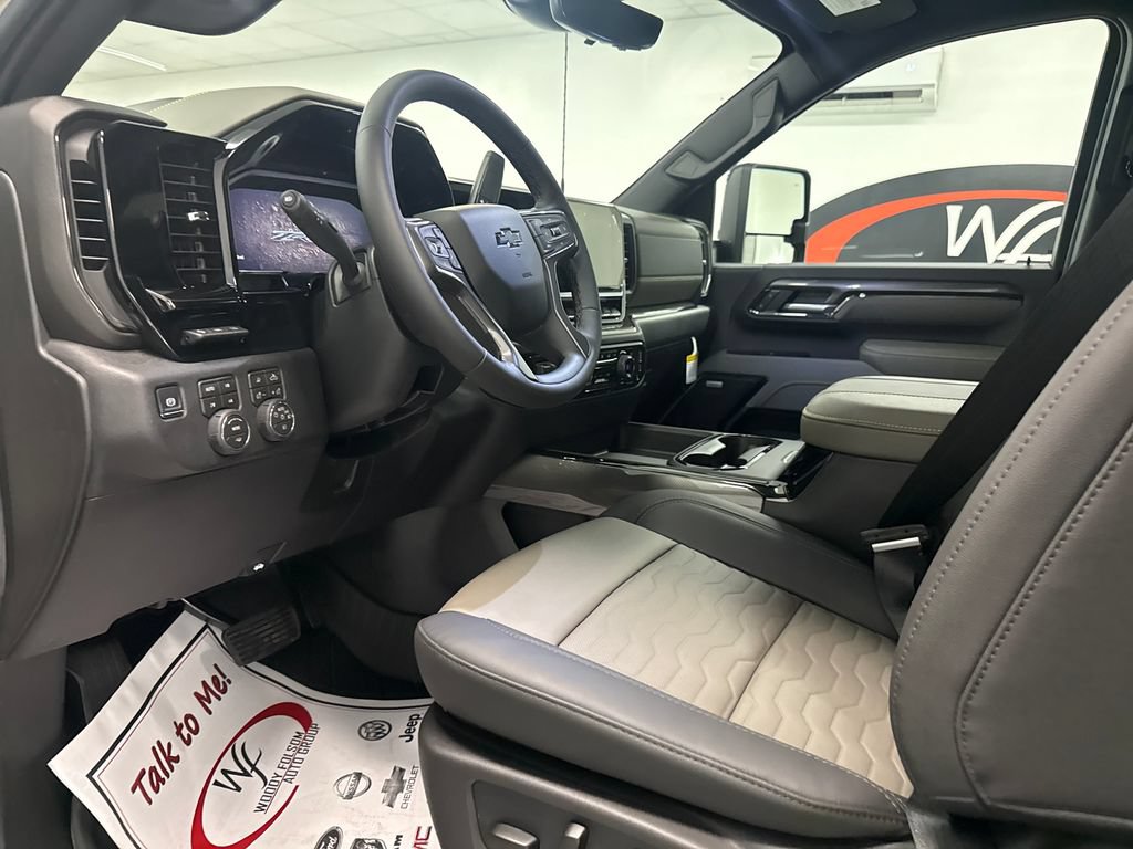 2026 Chevrolet Silverado 2500 HD ZR2 - Photo 12