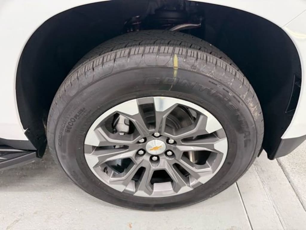 New 2026 Chevrolet Suburban LT SUV