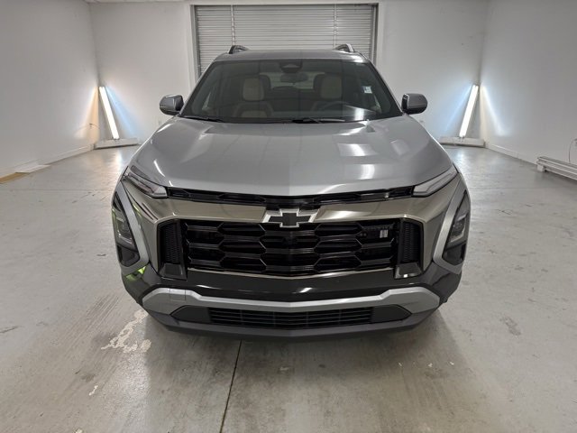 2026 Chevrolet Equinox ACTIV photo 2