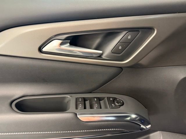 2026 Chevrolet Traverse LT - Photo 15