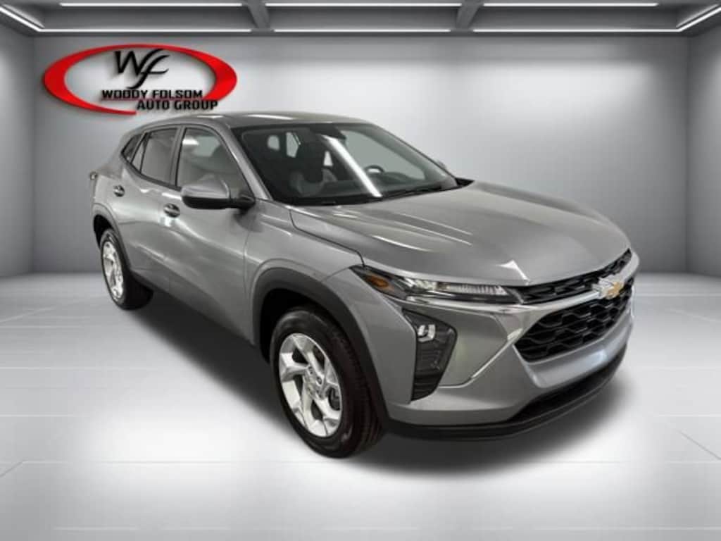 New 2026 Chevrolet Trax LS SUV
