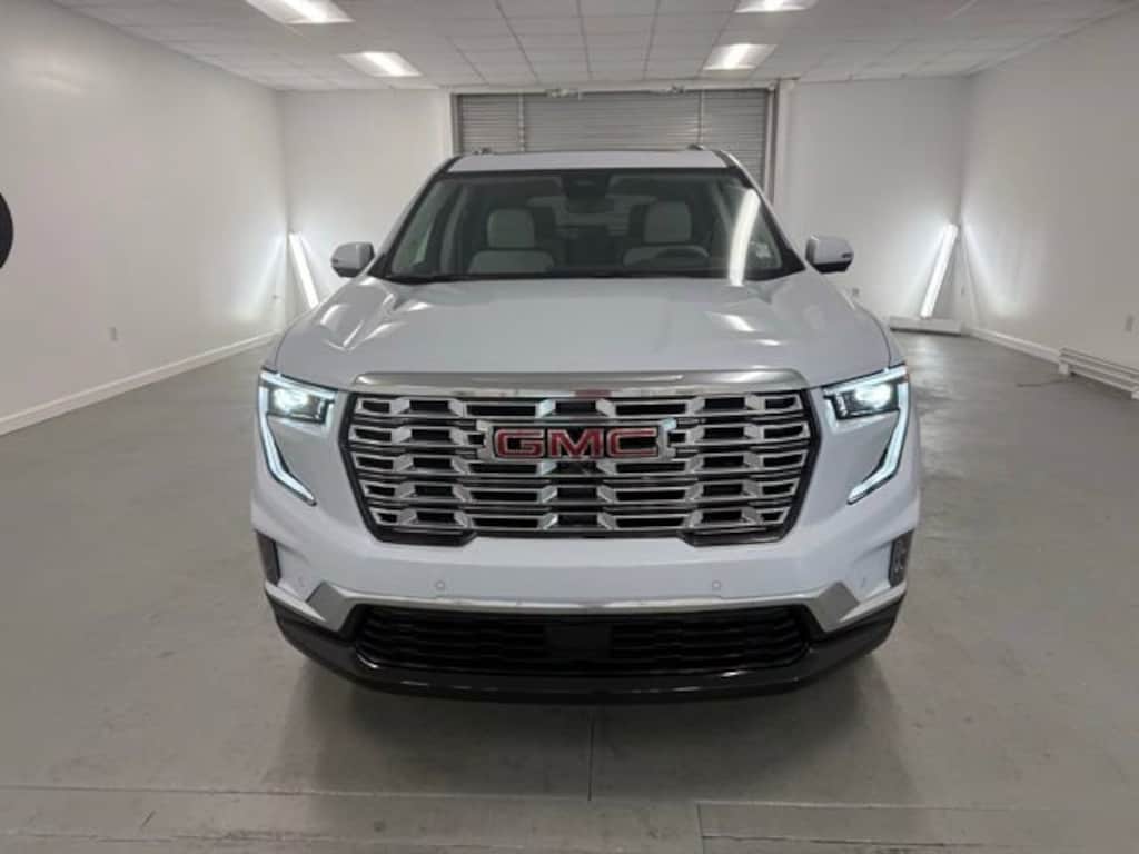 New 2026 GMC Acadia Denali SUV