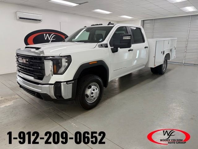 2025 GMC Sierra 3500 Chassis Cab Pro's photo