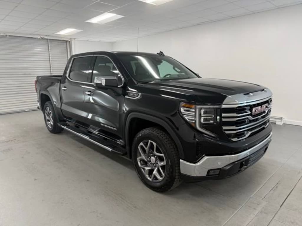New 2026 GMC Sierra 1500 SLT Truck