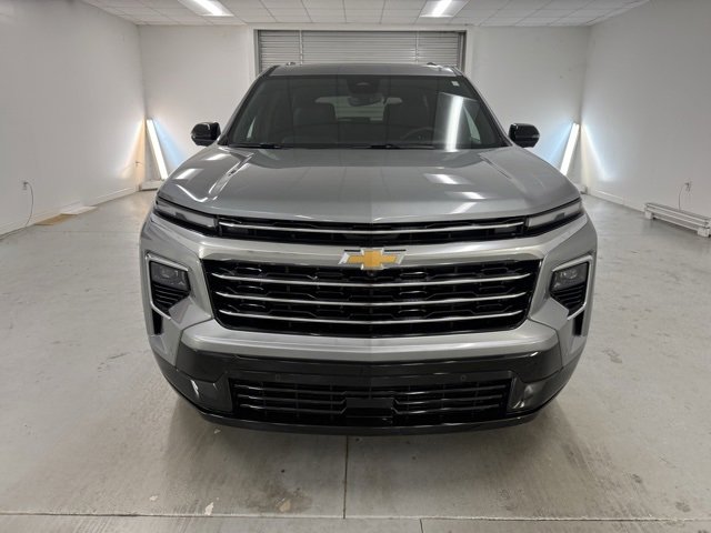 2025 Chevrolet Traverse High Country photo 2