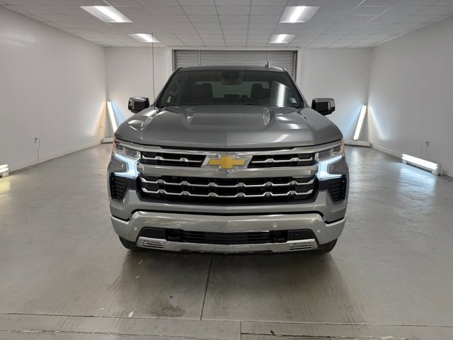 2026 Chevrolet Silverado 1500 LTZ photo 2
