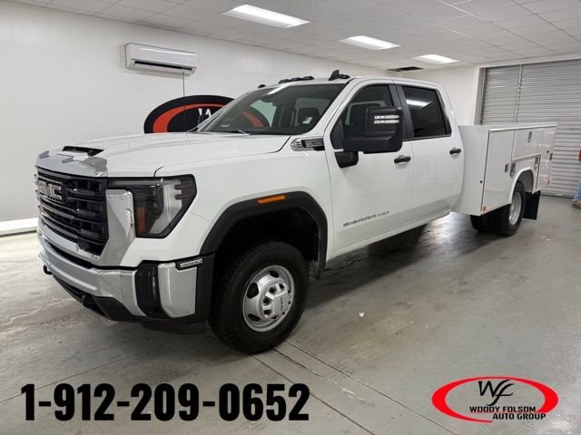 2025 GMC Sierra 3500 Chassis Cab Pro's photo