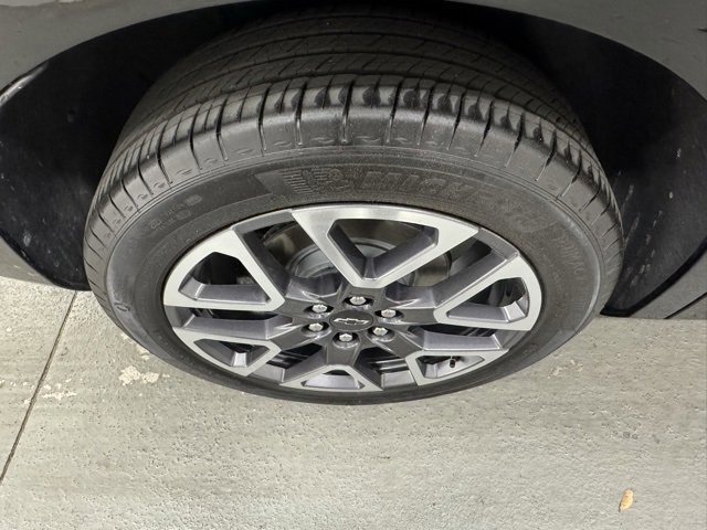 2025 Chevrolet Blazer RS photo 3