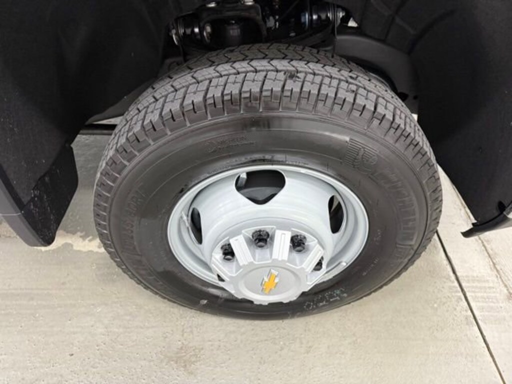 New 2026 Chevrolet Silverado 3500 HD Chassis Cab Work Truck Truck