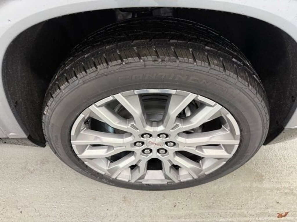 New 2026 GMC Acadia Denali SUV