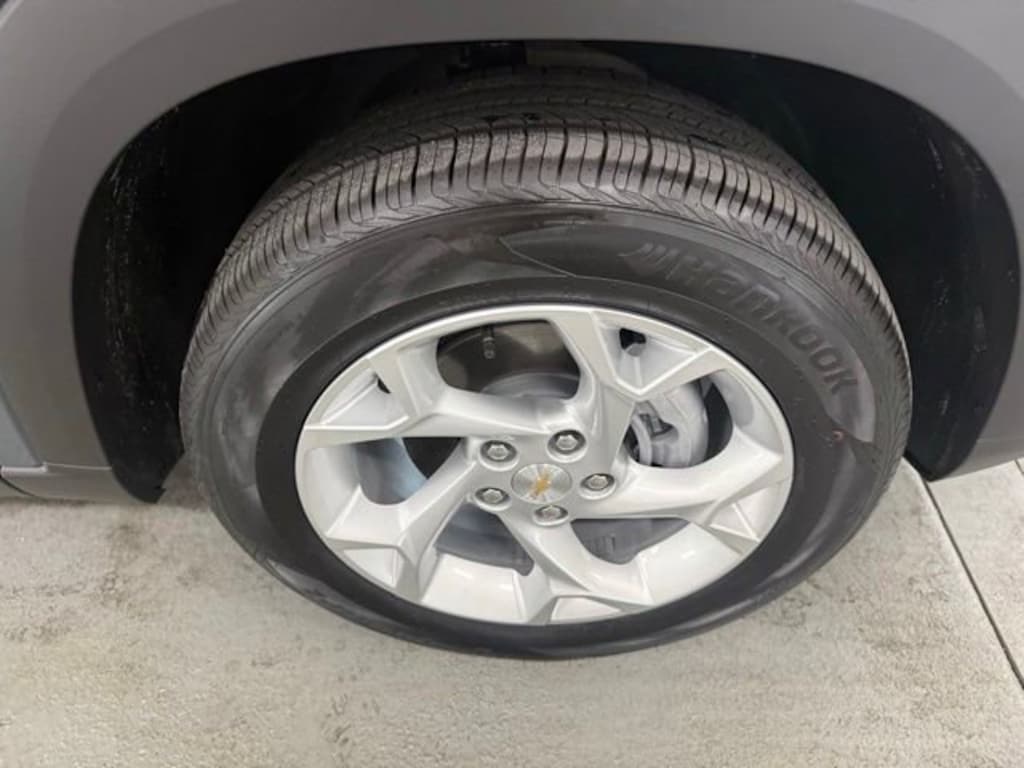 New 2026 Chevrolet Trax LS SUV