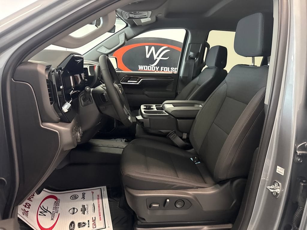 2026 Chevrolet Silverado 1500 LT - Photo 11
