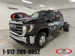 2026 GMC Sierra 3500 HD Chassis Cab SLE Truck