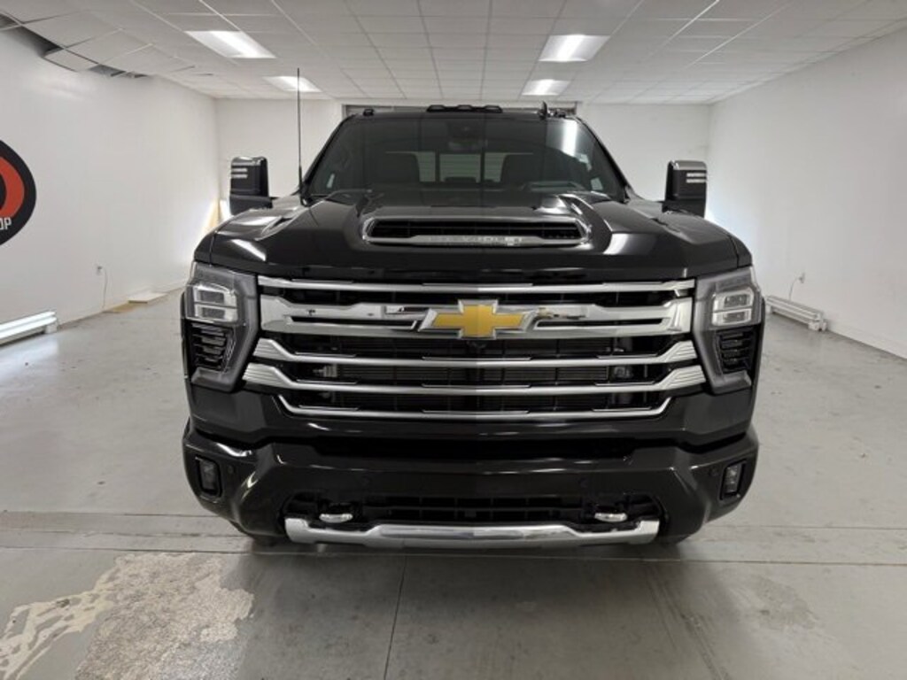 New 2026 Chevrolet Silverado 3500 HD High Country Truck