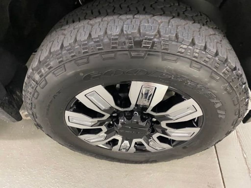 New 2025 GMC Sierra 2500 HD Denali Truck