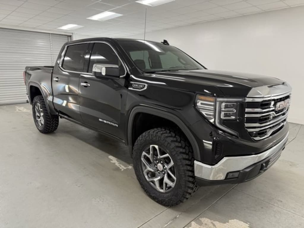 New 2026 GMC Sierra 1500 SLT Truck