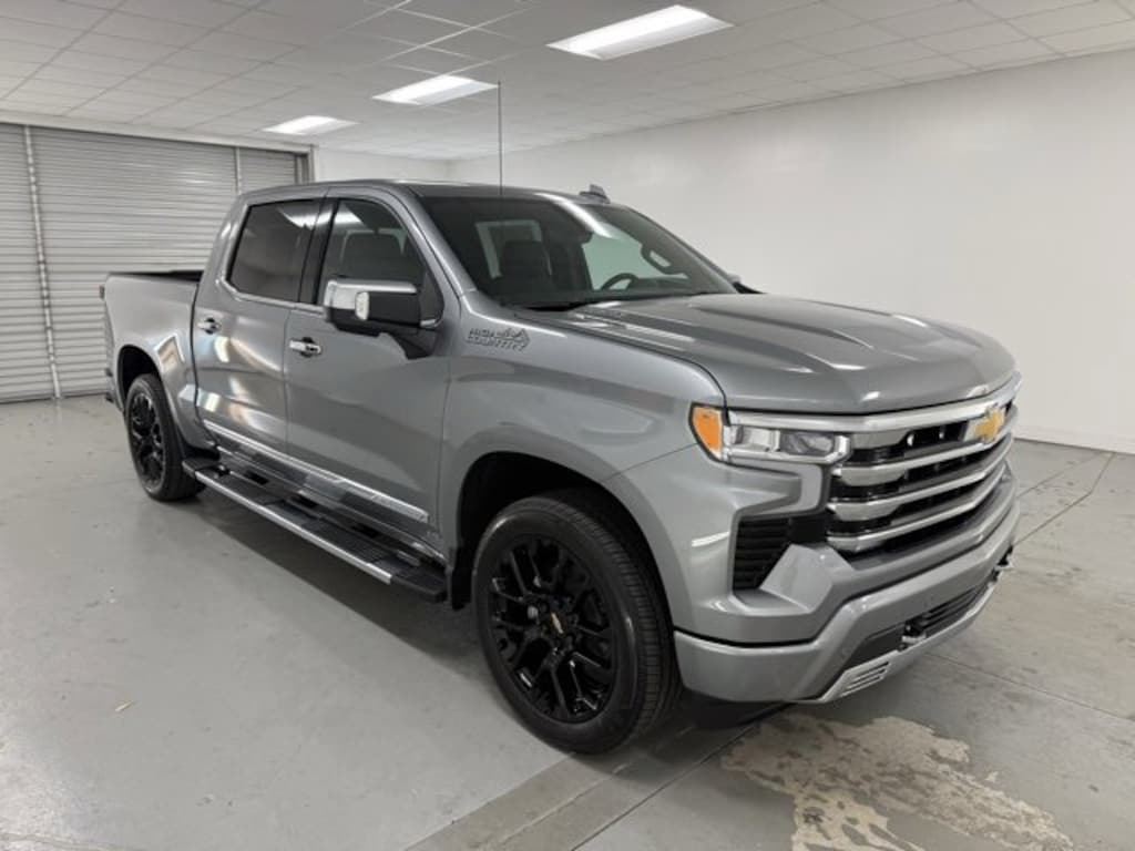 New 2026 Chevrolet Silverado 1500 High Country Truck