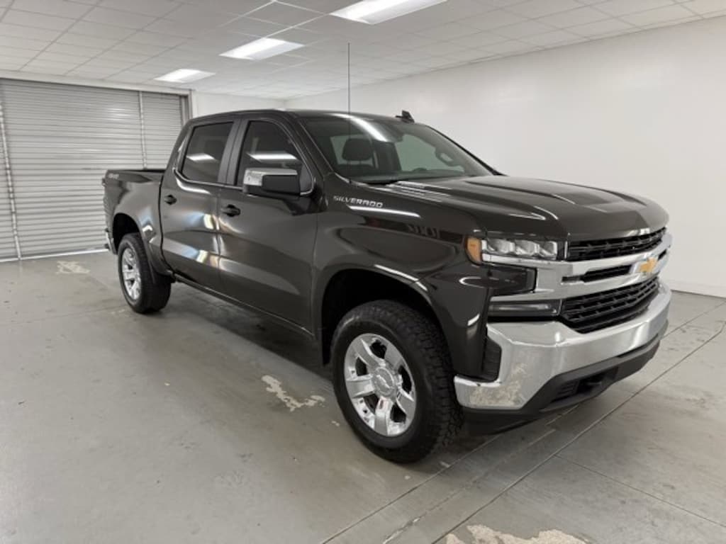 Used 2021 Chevrolet Silverado 1500 LT Truck Crew Cab