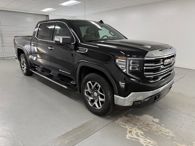2023 Gmc Sierra 1500 SLT photo 3