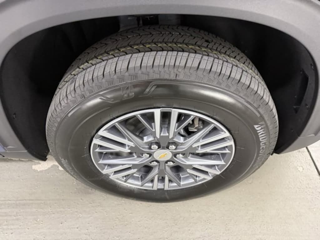 New 2026 Chevrolet Traverse LT SUV