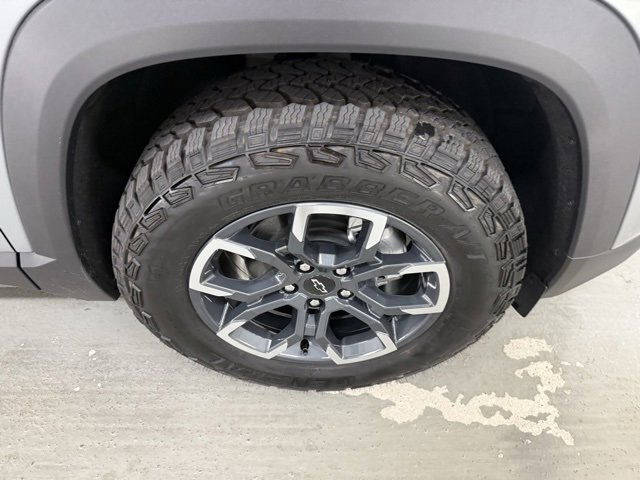 2026 Chevrolet Equinox ACTIV photo 4